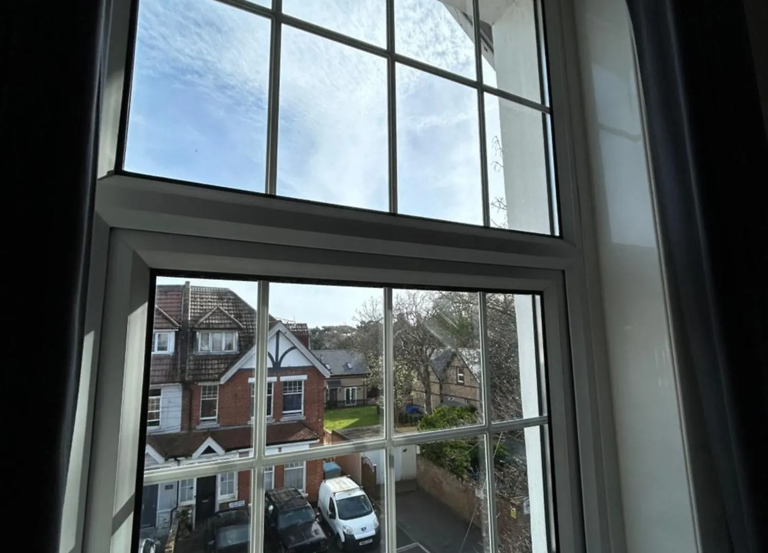 Seaside Rentals Bournemouth - 2Br, Upto 6Ppl, Beach 3 Min Walk, Dogs Ok, Wifi, Park 2 Cars 0*,  United Kingdom